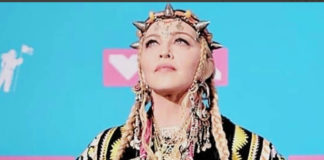 Kraljica popa tonom nakita odala počast Arethi Franklin i upela da podigne veliku prašinu Dodela nagrada MTV madonna