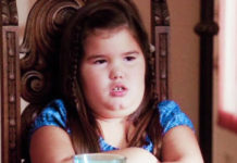 Transformacija: Ćerka Eve Longorije u hit seriji „Očajne domaćice“ više ne izgleda kao bucmasta devojčica Ćerka eva longoria očajne domaćice