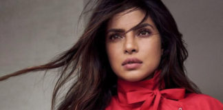 Možda najlepša žena na svetu u sigurno najpoželjnijoj suknji ove sezone Priyanka Chopra moda suknja stil