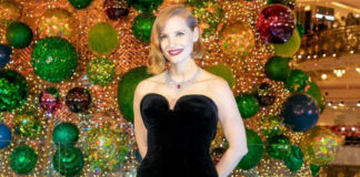 Jessica Chastain je odabrala malu crnu haljinu koja dovoljna za savršen izgled Jessica Chastai moda stil glamur