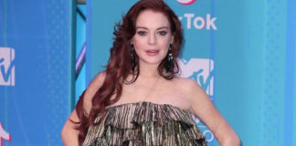 Lindsay Lohan je sve oduševila svojom pojavom na crvenom tepihu Lindsay Lohan moda stil
