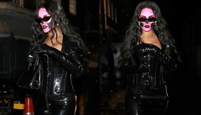 Rihanna noć veštica maska kostim