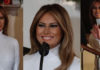 Melania Trump: Prva dama ponovno u savršenom stajlingu Melania Trump praznik proslava