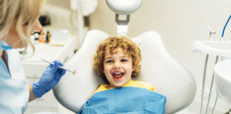 Zalivanje fisura – Kako se izvodi ova stomatološka procedura? Zalivanje fisura