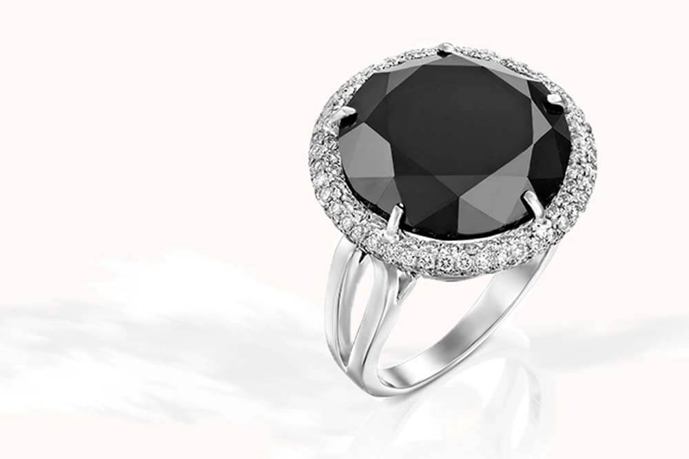 Verenički prsten sa crnim dijamantom