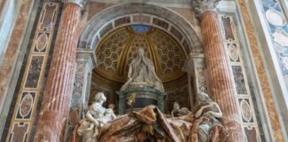 Gde se nalazi grob Svetog Petra? grob Svetog Petra